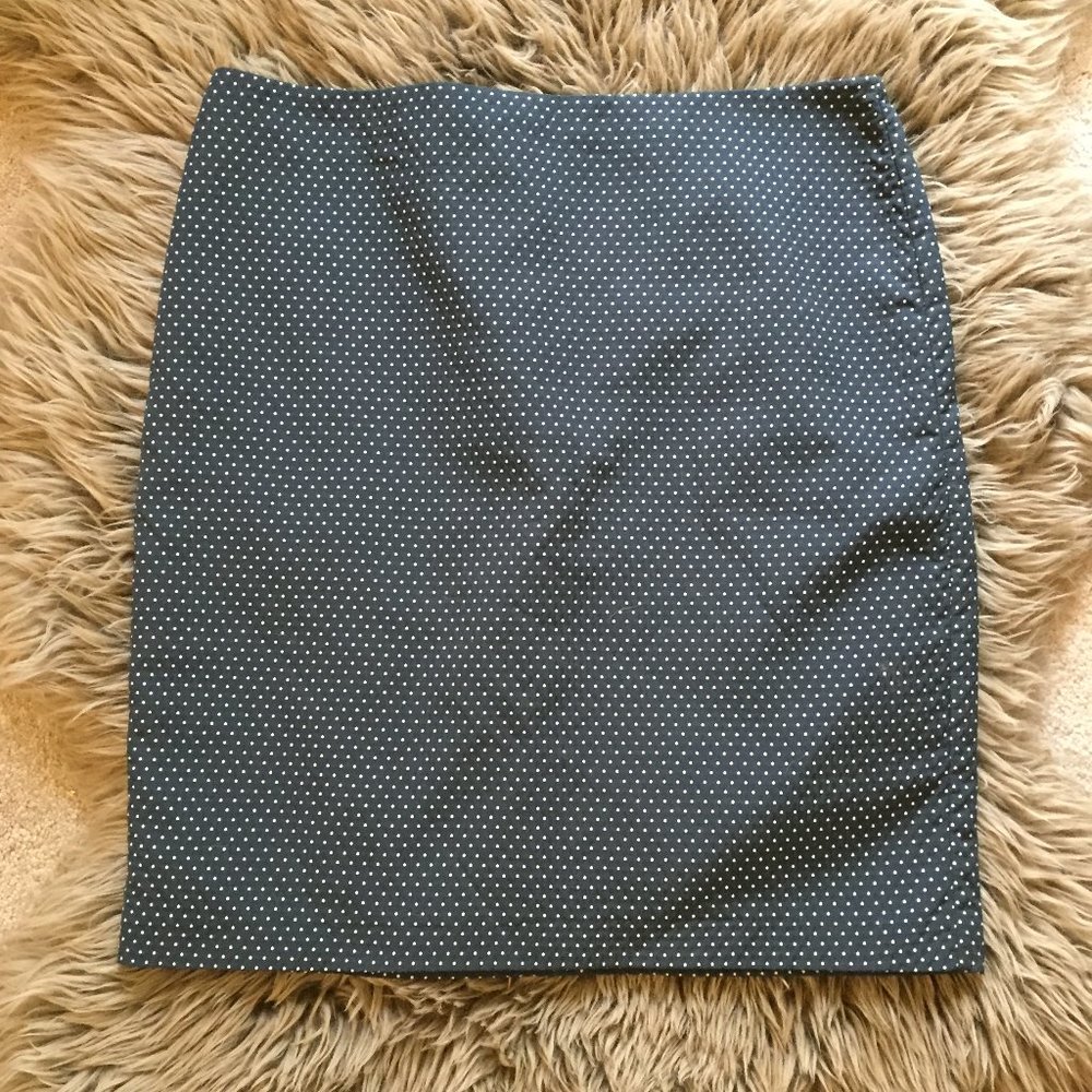 Kenar blue/grey pencil skirt w/ polka dots - size 6